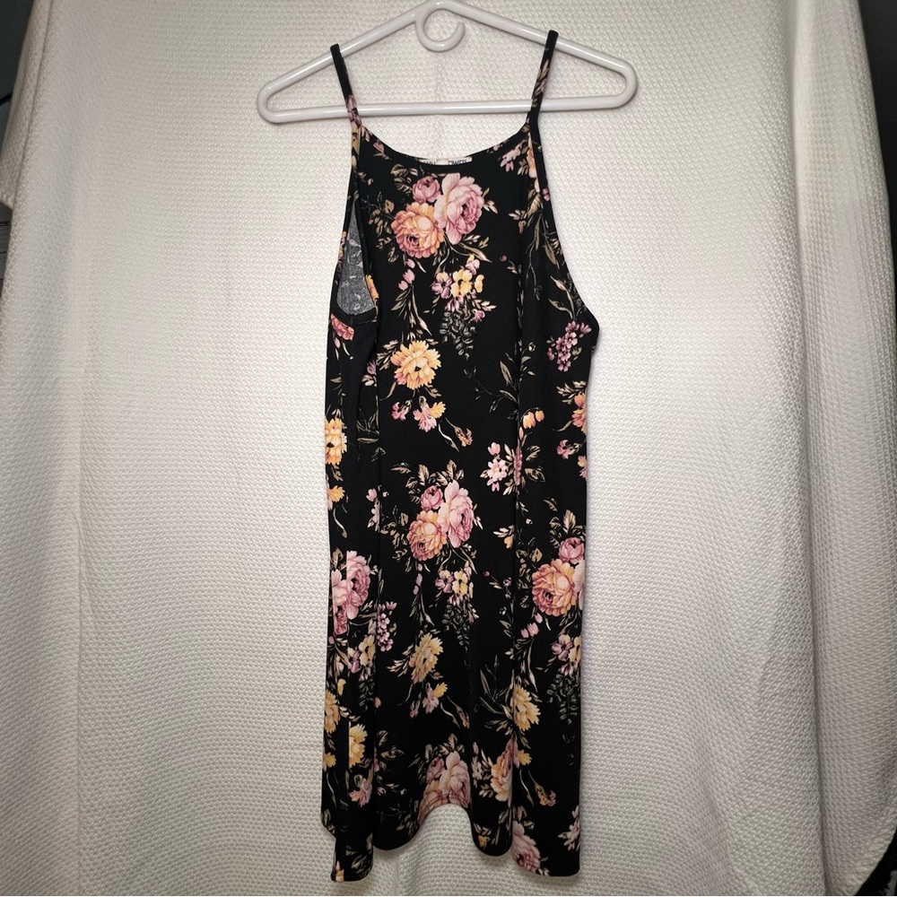 Wallflower Womens Size XXL Black‎ and Floral Pattern Flowy Midi Sleeveless Dress